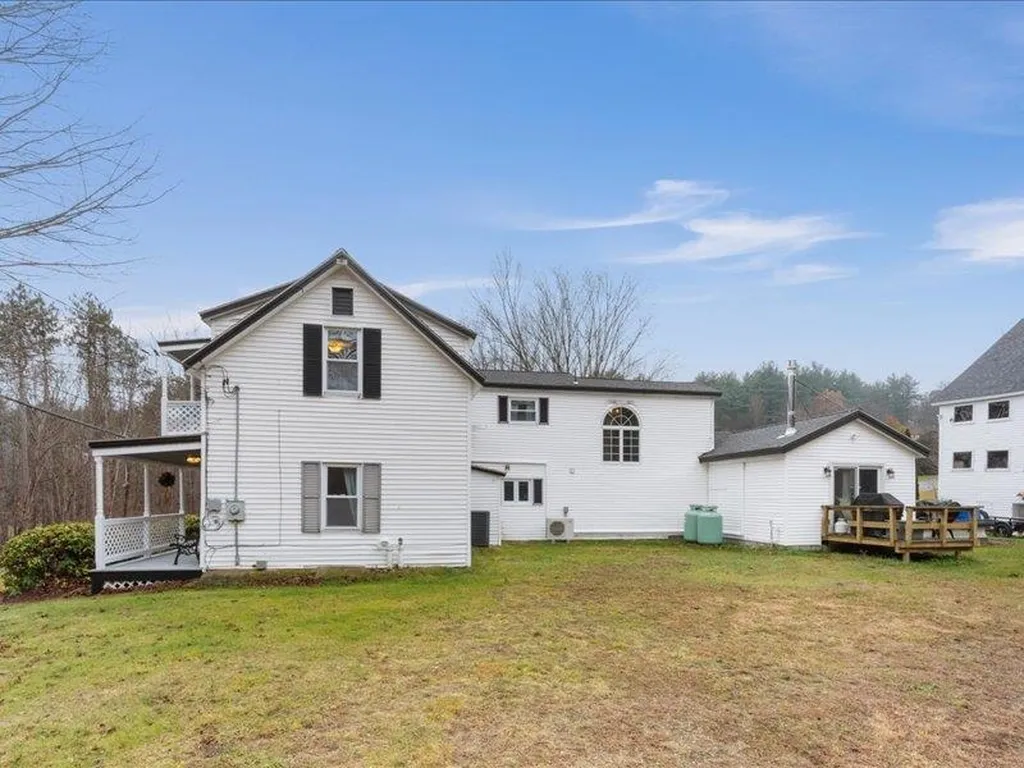 30 Bockes Road Londonderry NH 03053