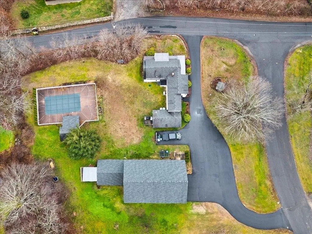 30 Bockes Road Londonderry NH 03053