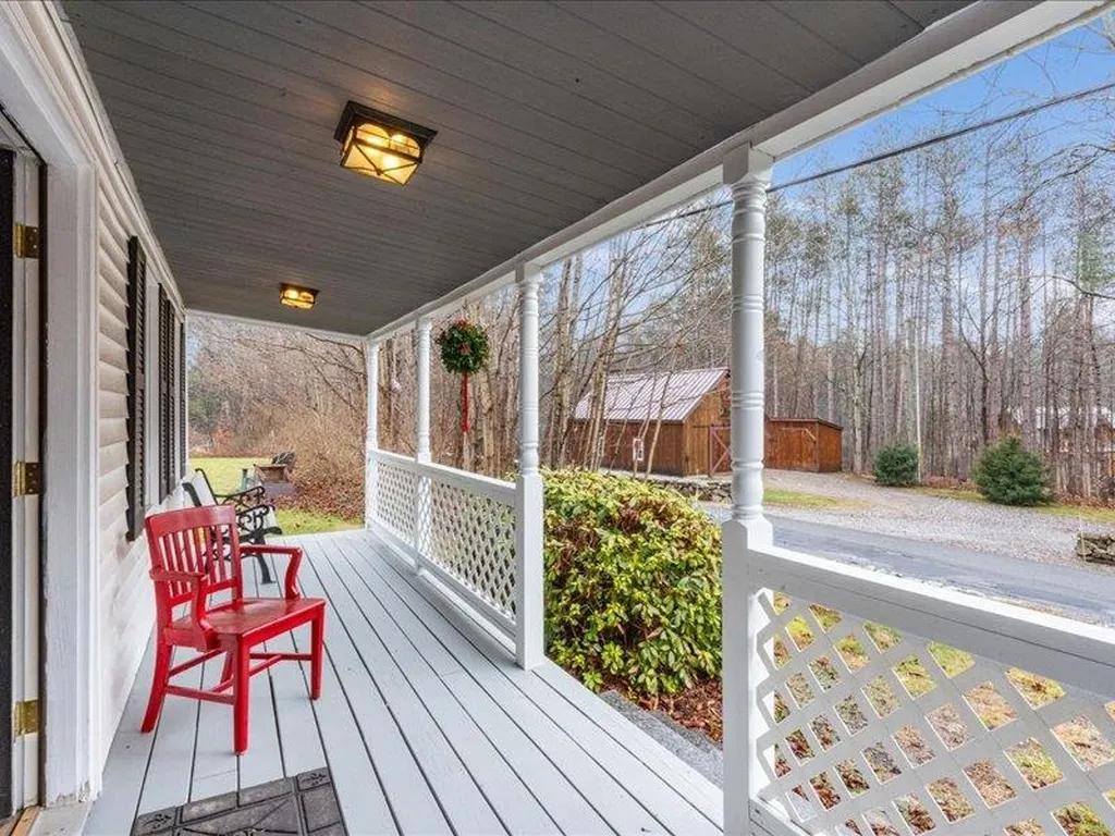 30 Bockes Road Londonderry NH 03053