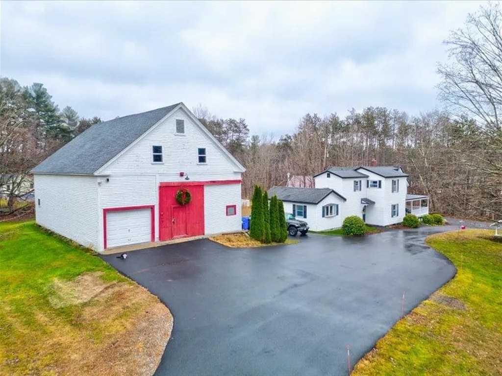 30 Bockes Road Londonderry NH 03053