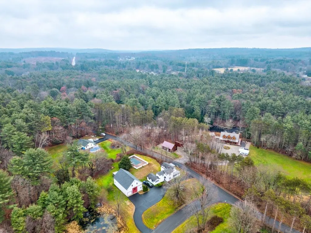 30 Bockes Road Londonderry NH 03053