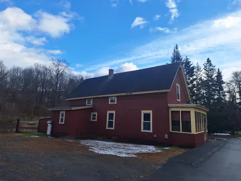14 Maple Street Walpole NH 03609