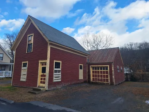 14 Maple Street Walpole NH 03609
