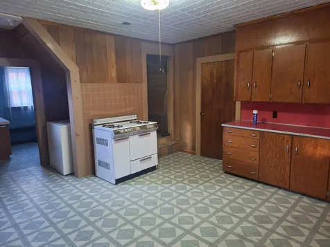 14 Maple Street Walpole NH 03609