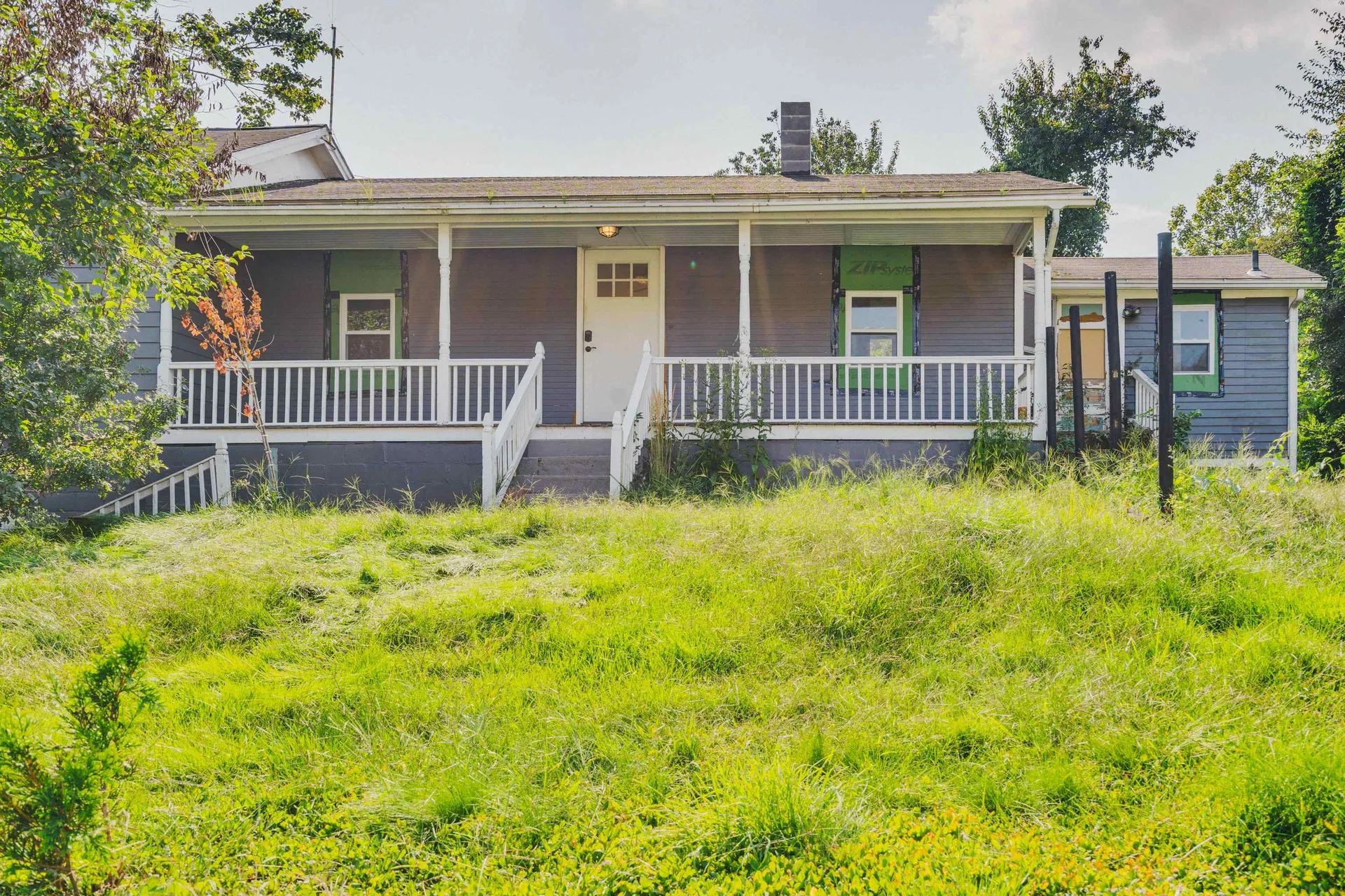 44 Londonderry Turnpike Hooksett NH 03106
