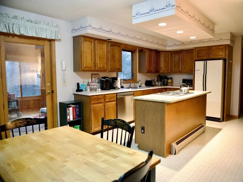 5 Craftsbury Court Essex VT 05452