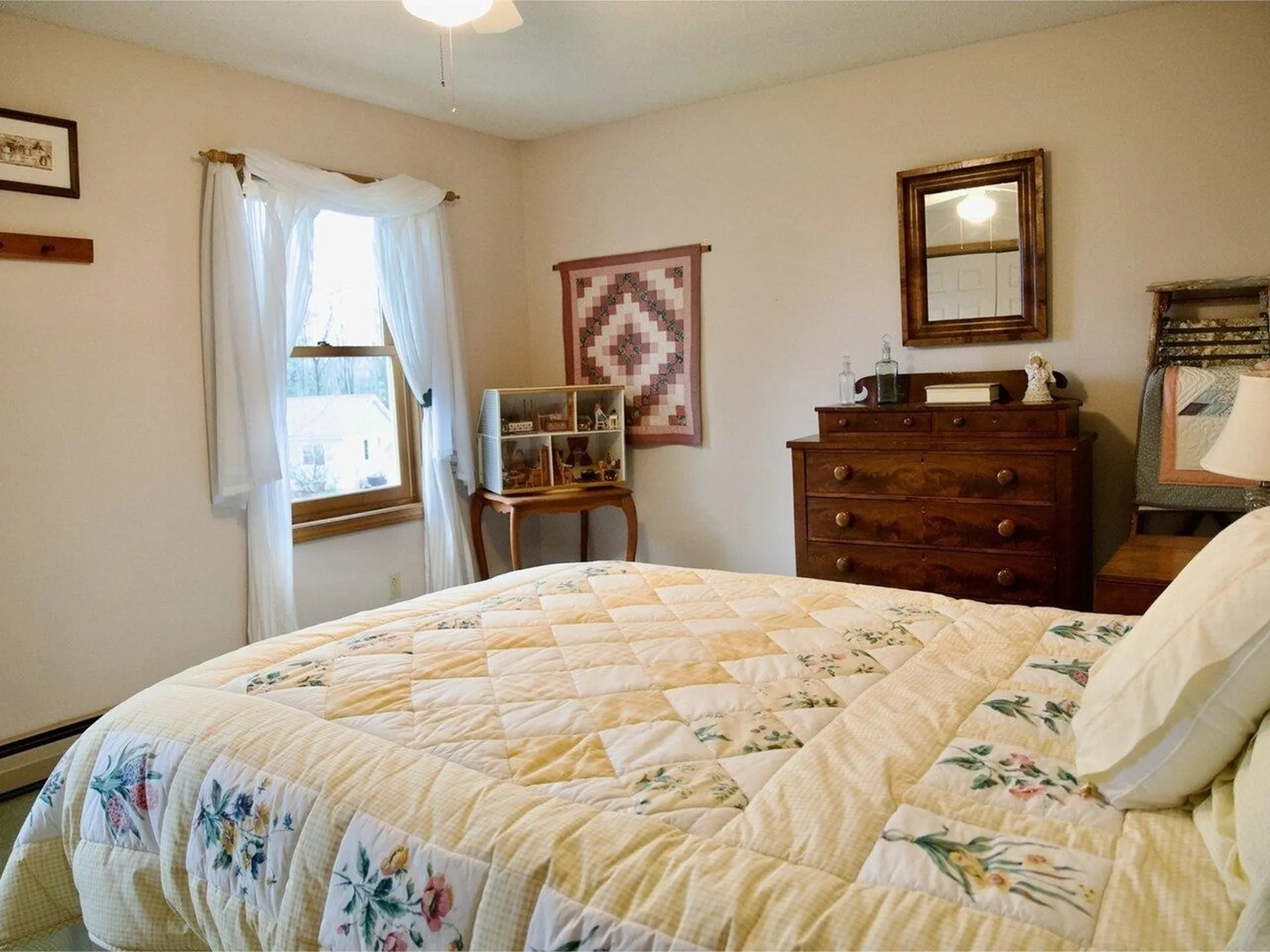 5 Craftsbury Court Essex VT 05452