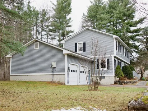 5 Craftsbury Court Essex VT 05452