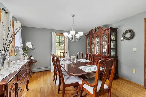 29 Exeter Road Kingston NH 03848