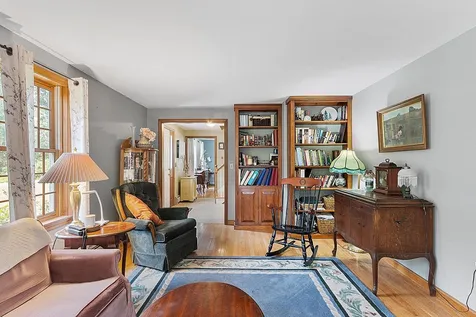29 Exeter Road Kingston NH 03848