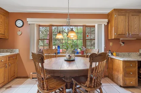 29 Exeter Road Kingston NH 03848