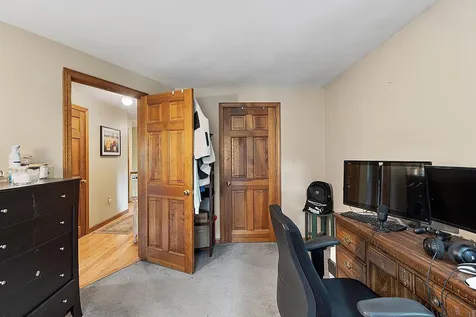 29 Exeter Road Kingston NH 03848