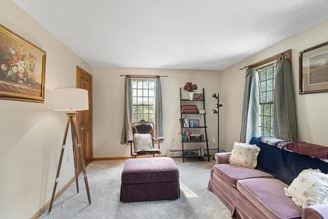 29 Exeter Road Kingston NH 03848