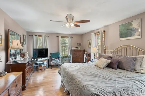 29 Exeter Road Kingston NH 03848