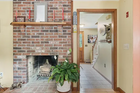 29 Exeter Road Kingston NH 03848