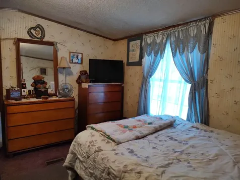 2223 River Road Stockbridge VT 05772