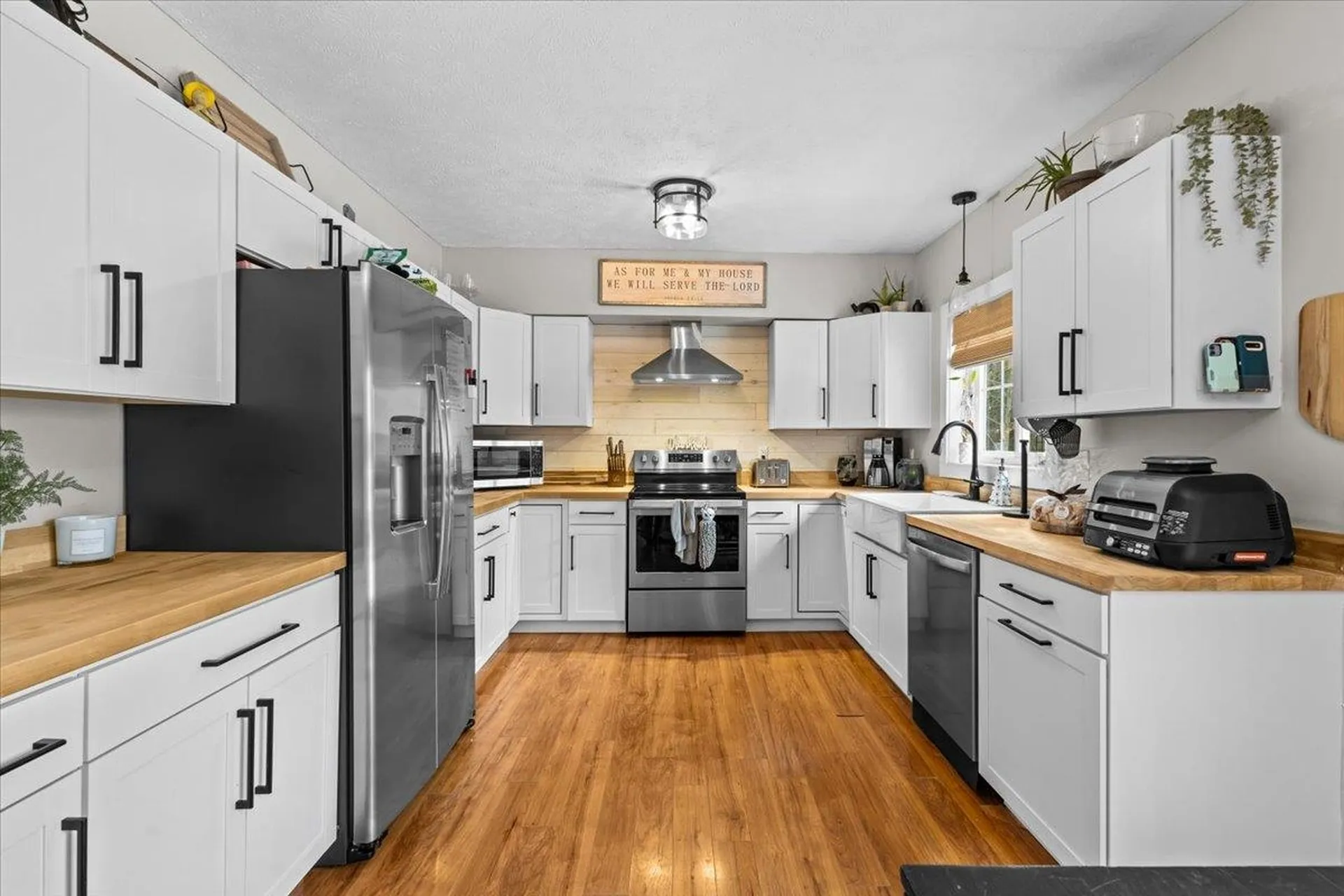 24 Hughes Court Milton VT 05468