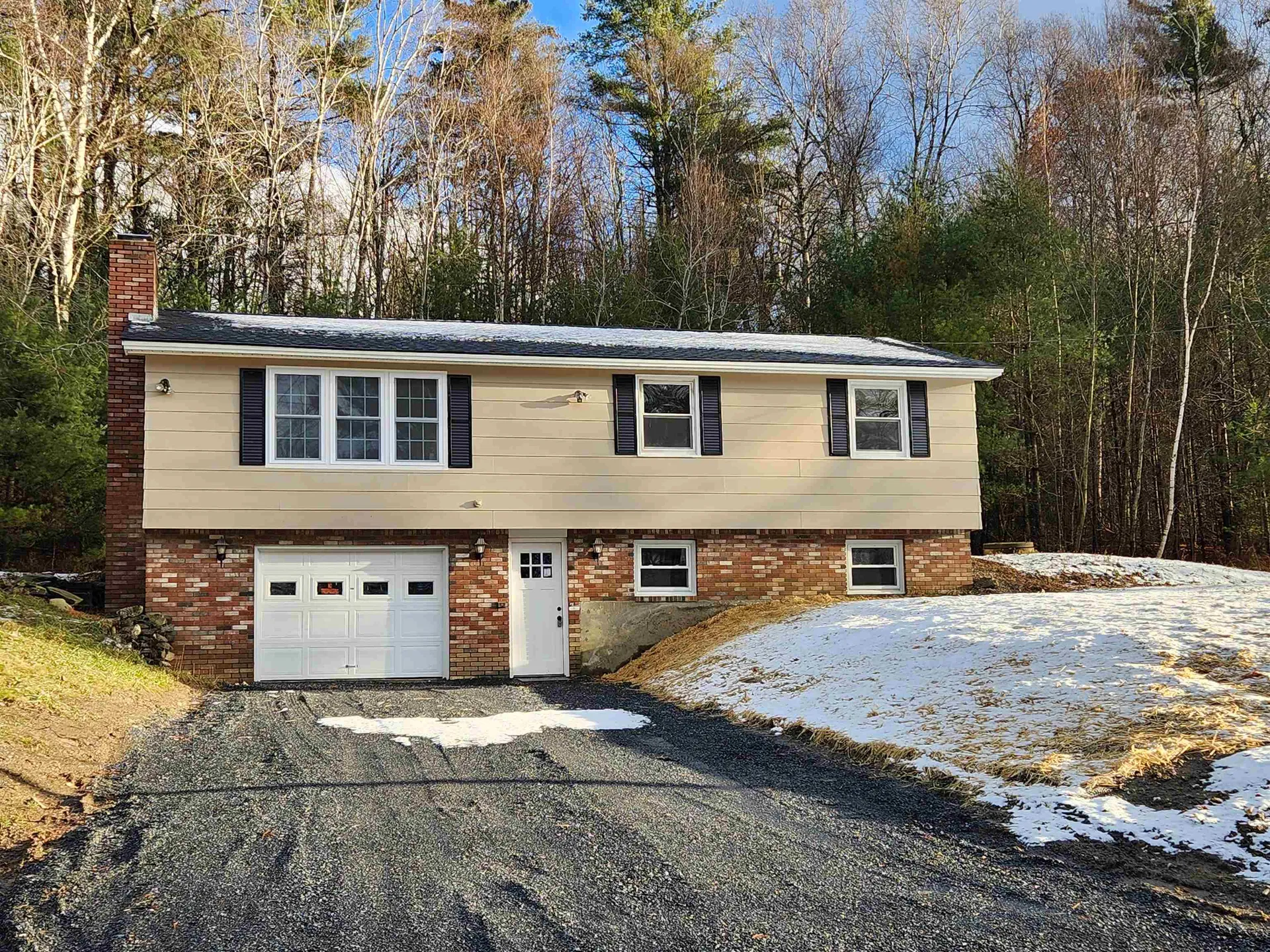13 Leet Drive Claremont NH 03743