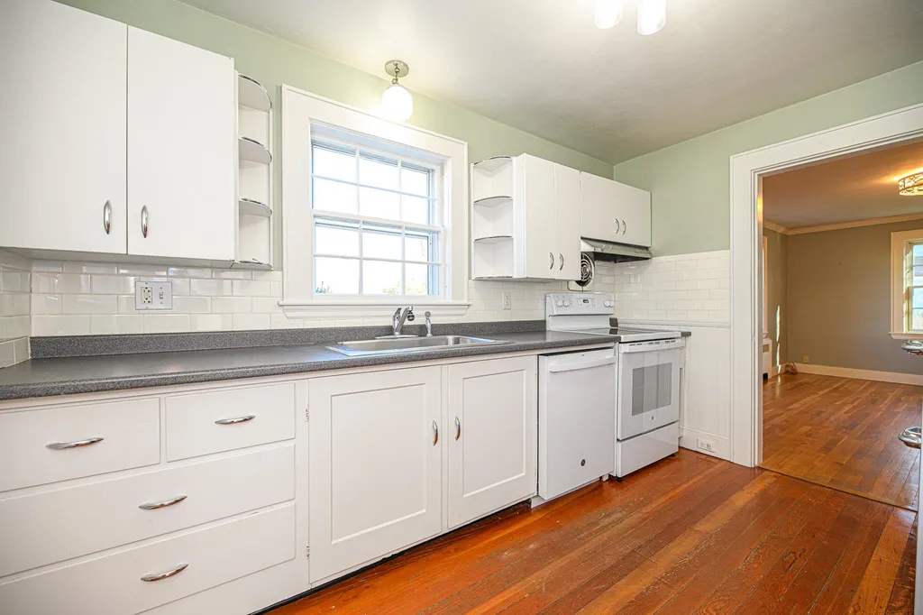 2 Whitley Road Exeter NH 03833