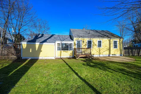 2 Whitley Road Exeter NH 03833
