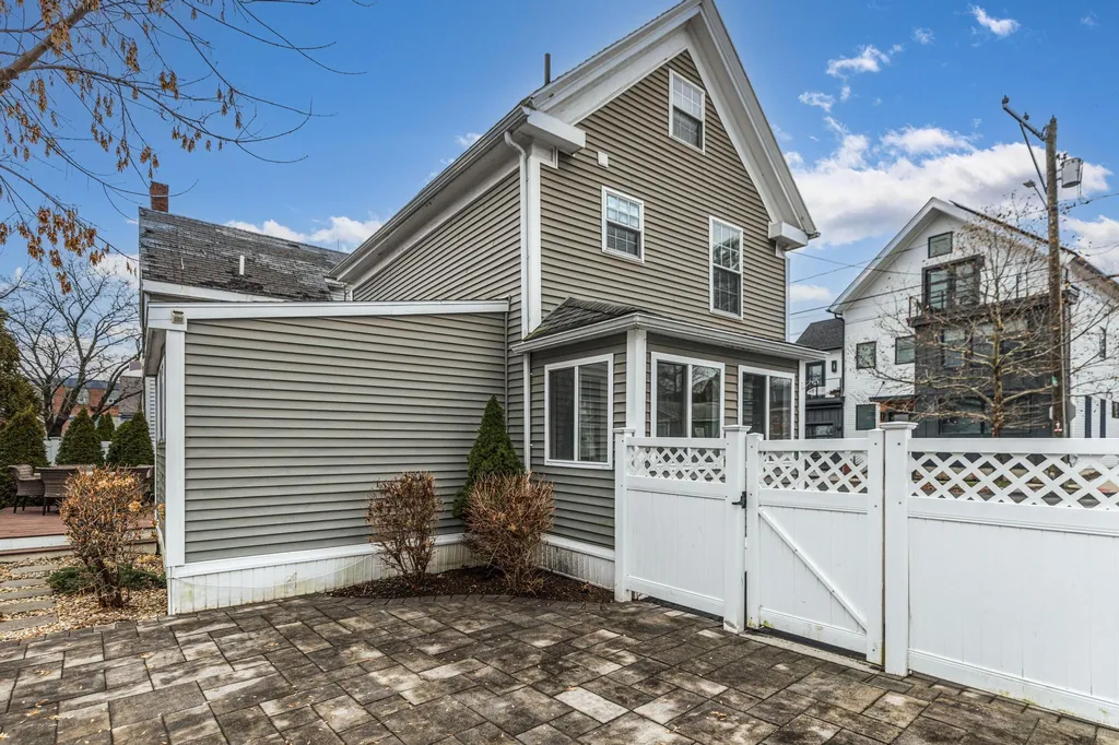 199 Mcdonough Street Portsmouth NH 03801