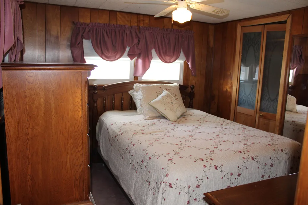 65 Marlette Avenue Hooksett NH 03106