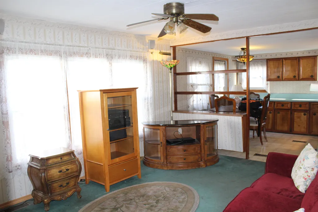 65 Marlette Avenue Hooksett NH 03106