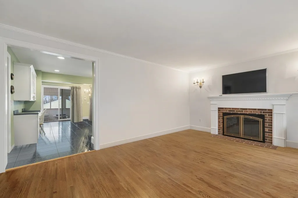 7 Robin Road Rye NH 03870