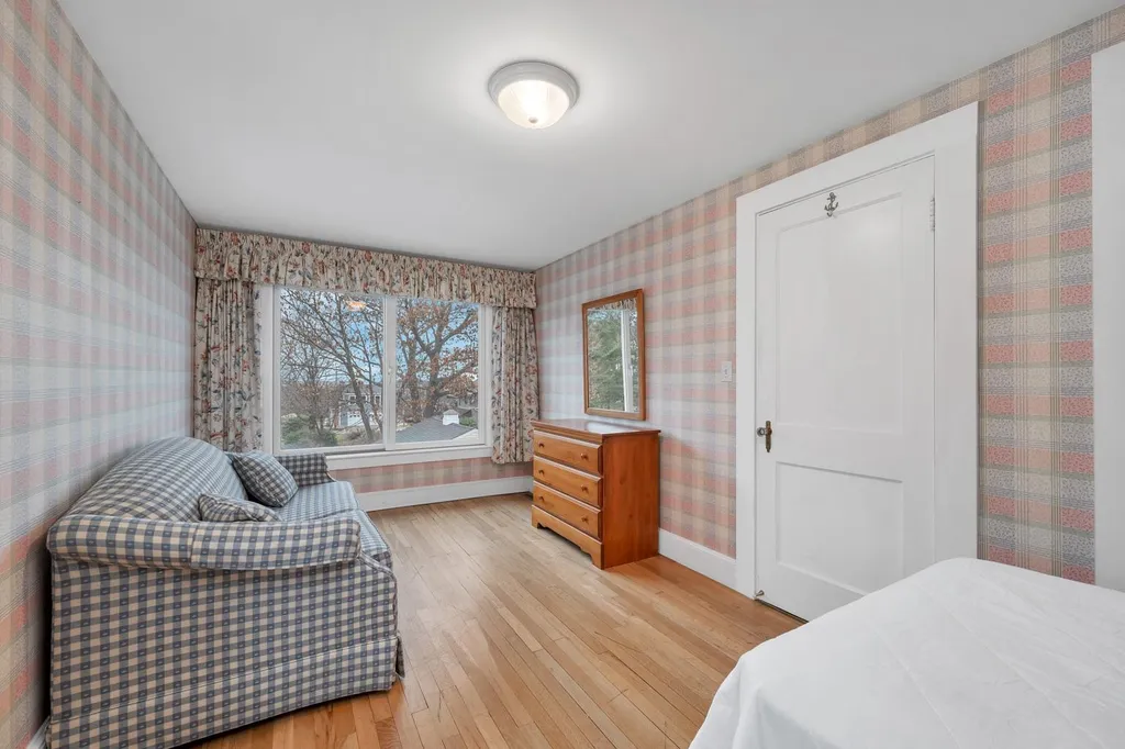 7 Robin Road Rye NH 03870
