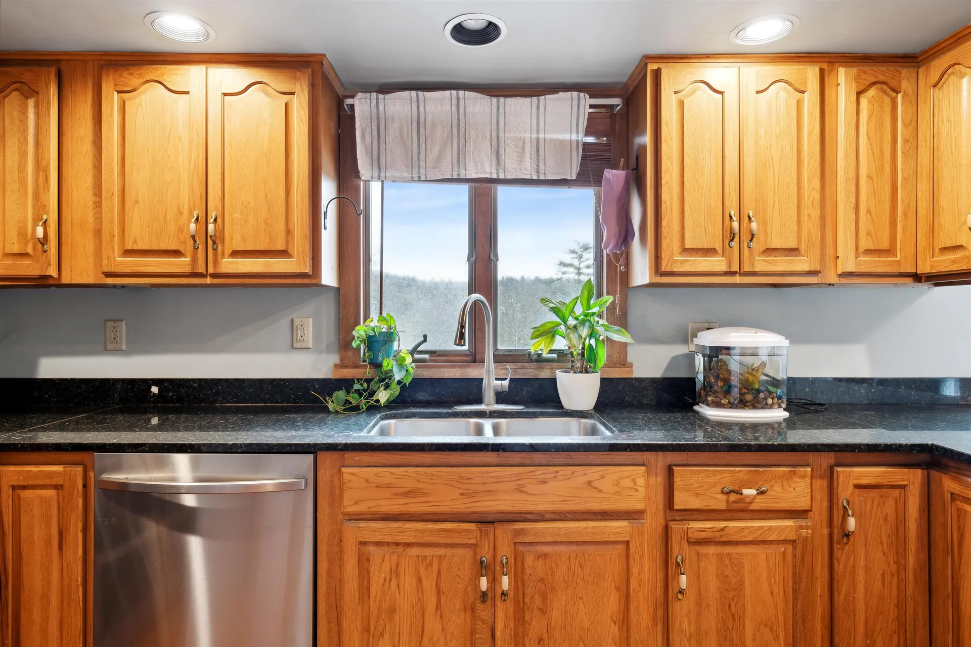 100 Dame Hill Road Orford NH 03777