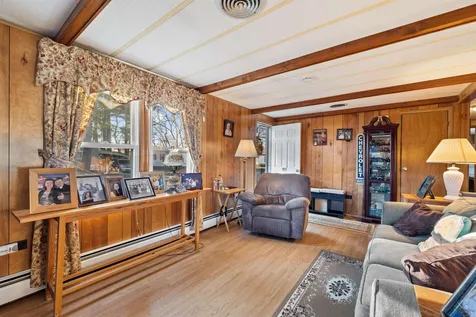 61 River Ledge Drive Goffstown NH 03045