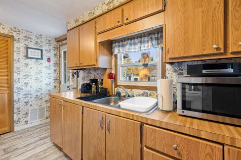 61 River Ledge Drive Goffstown NH 03045