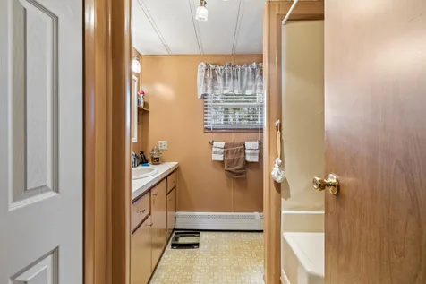 61 River Ledge Drive Goffstown NH 03045