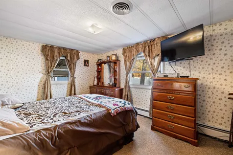 61 River Ledge Drive Goffstown NH 03045