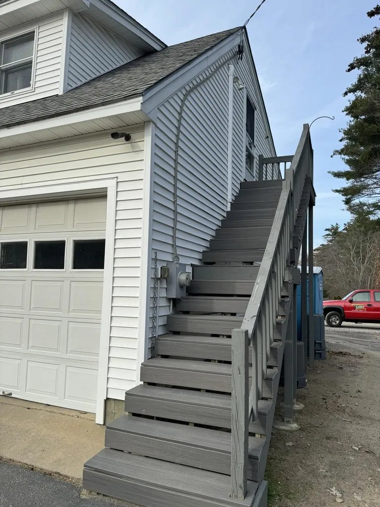 5 Kendall Pond Road Derry NH 03038