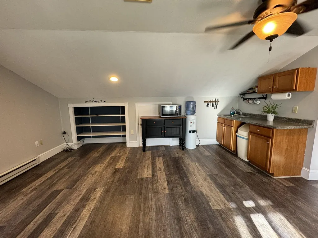 5 Kendall Pond Road Derry NH 03038