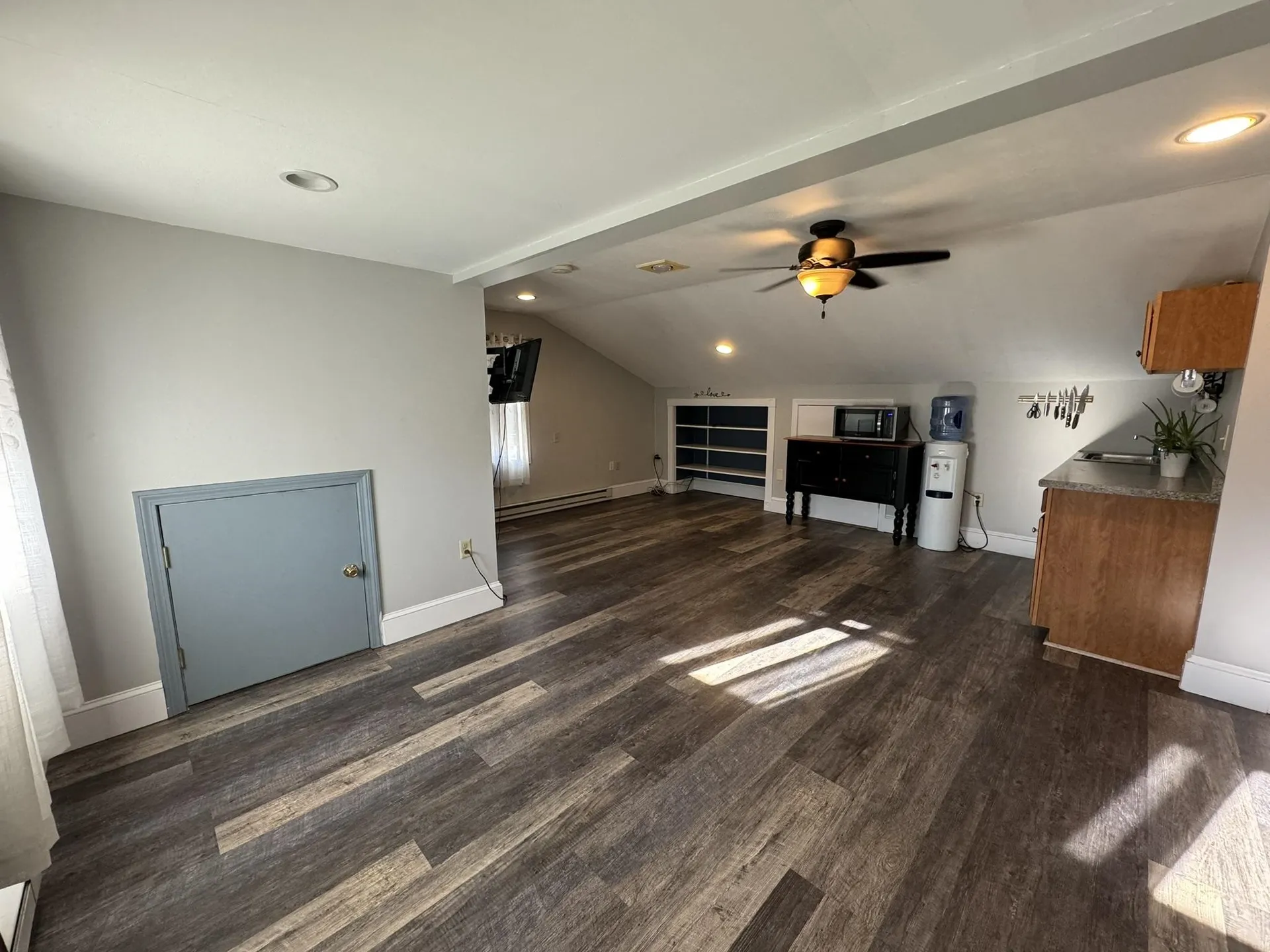 5 Kendall Pond Road Derry NH 03038