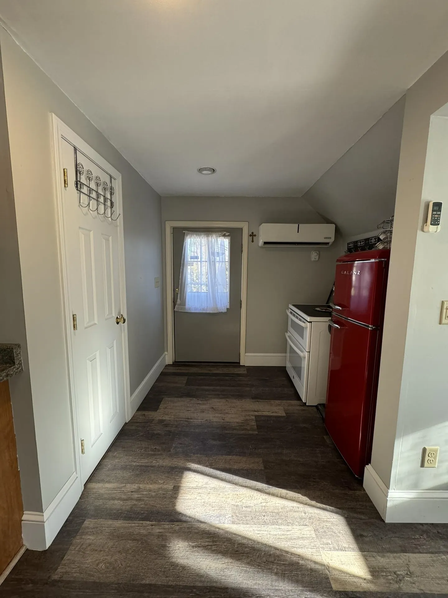 5 Kendall Pond Road Derry NH 03038