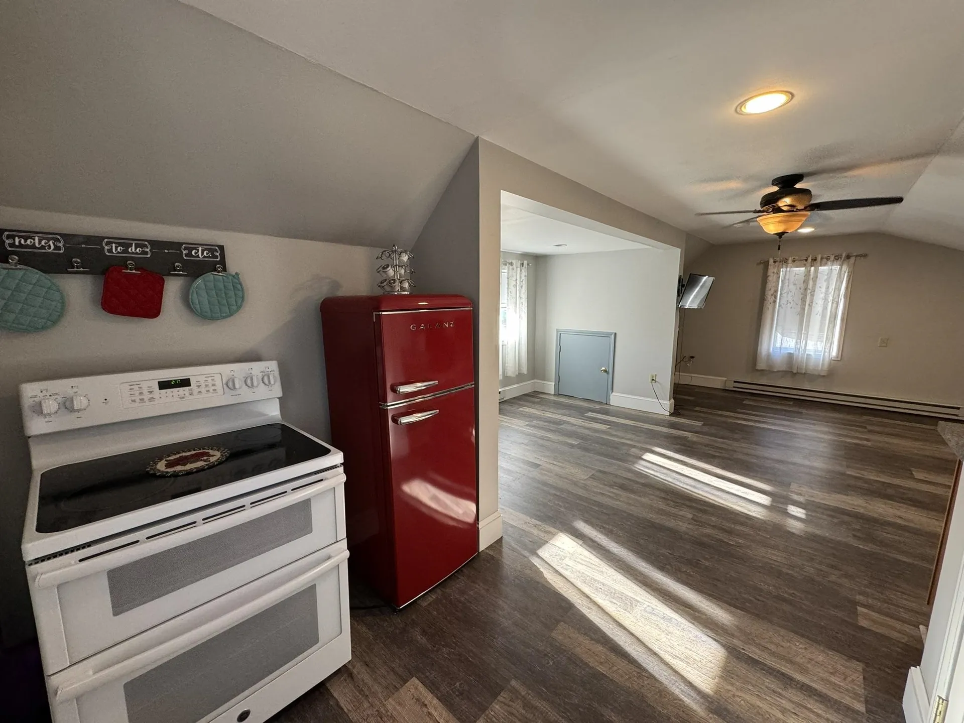 5 Kendall Pond Road Derry NH 03038