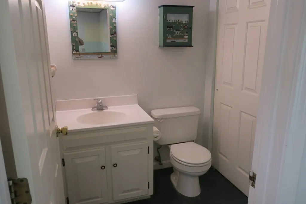 16 Kingston Road Exeter NH 03833