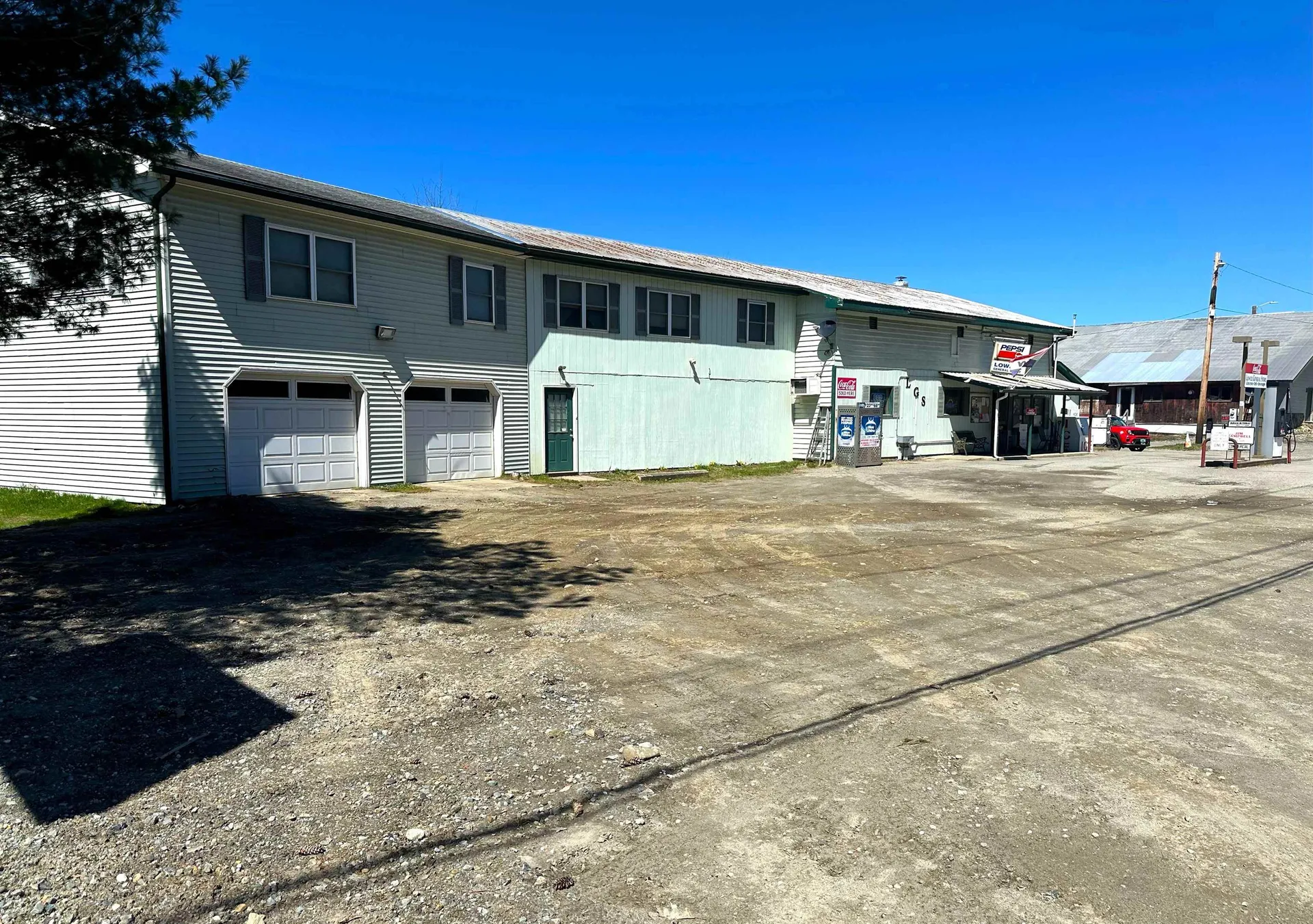 3042 Vt 100 Lowell VT 05847