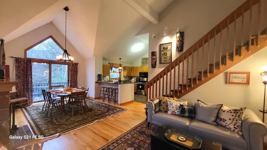10 Woodsview Lane Lincoln NH 03251