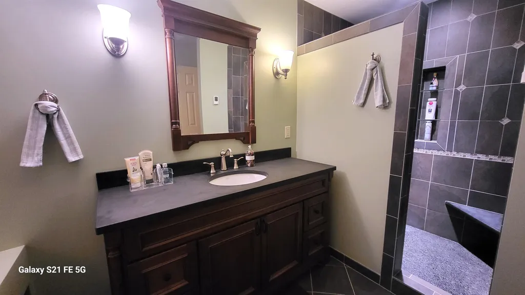 10 Woodsview Lane Lincoln NH 03251