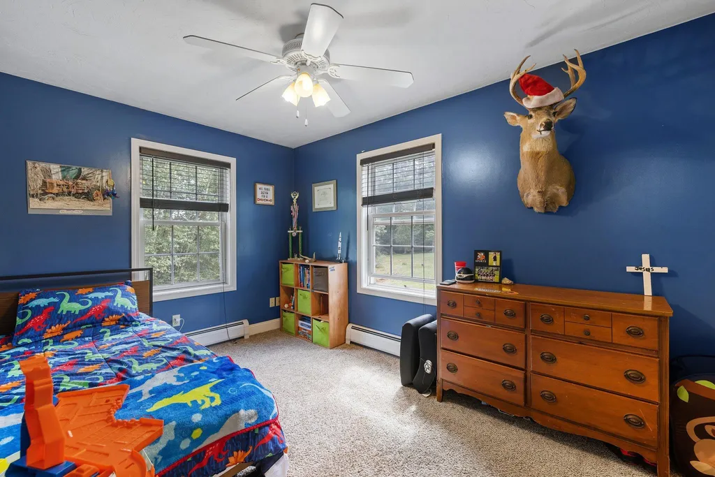 29 Franklin Way Alton NH 03809