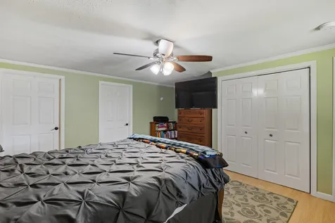 29 Franklin Way Alton NH 03809