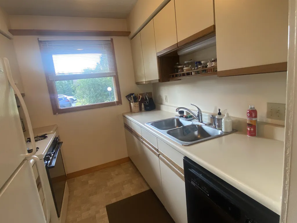 99 Brooklyn Heights Morristown VT 05661