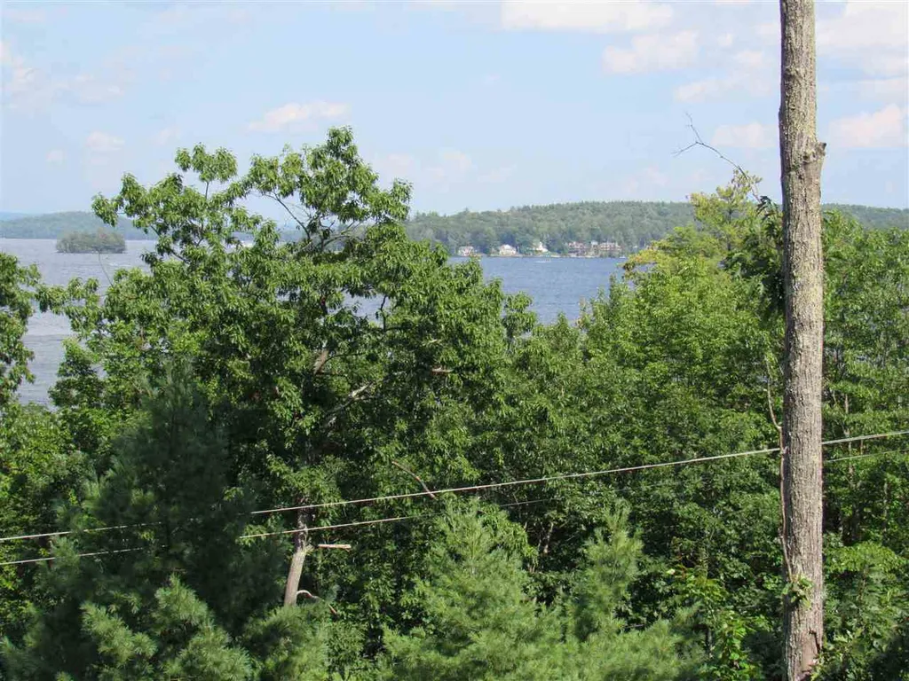 616 Scenic Road Laconia NH 03246
