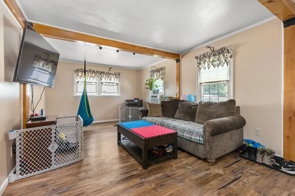 64 Winnacunnet Road Hampton NH 03842