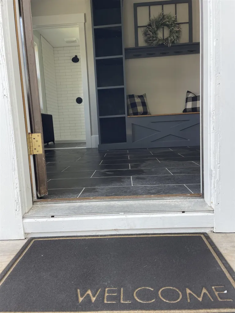 10 Dundee Street St. Johnsbury VT 05819