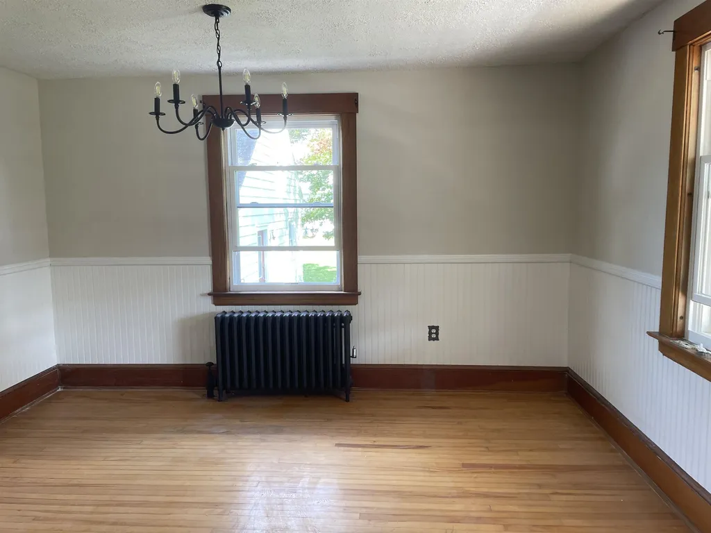 10 Dundee Street St. Johnsbury VT 05819